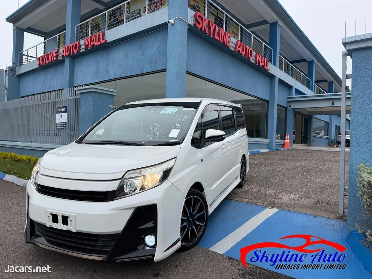 2016 TOYOTA Noah