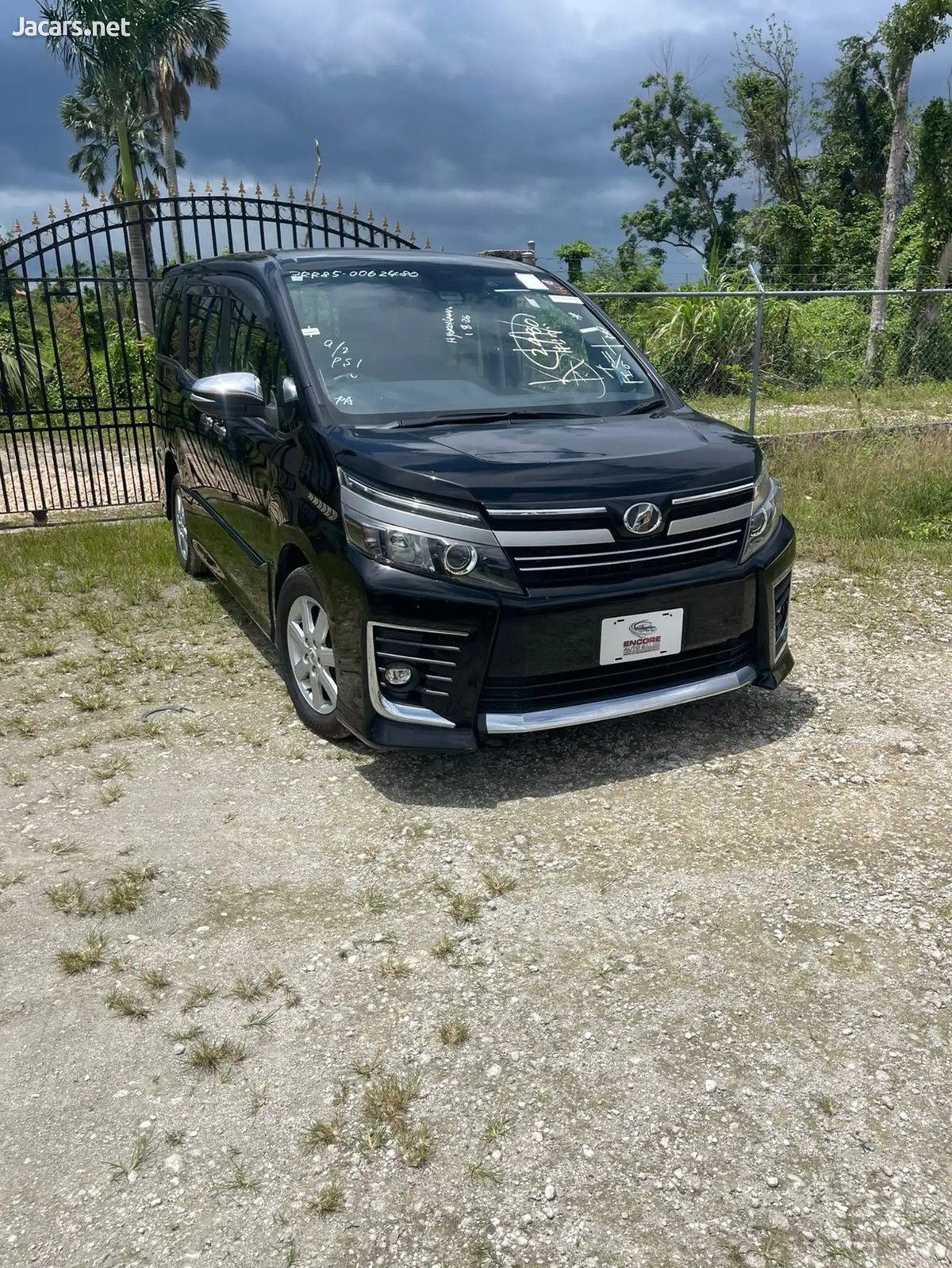 2016 TOYOTA Voxy