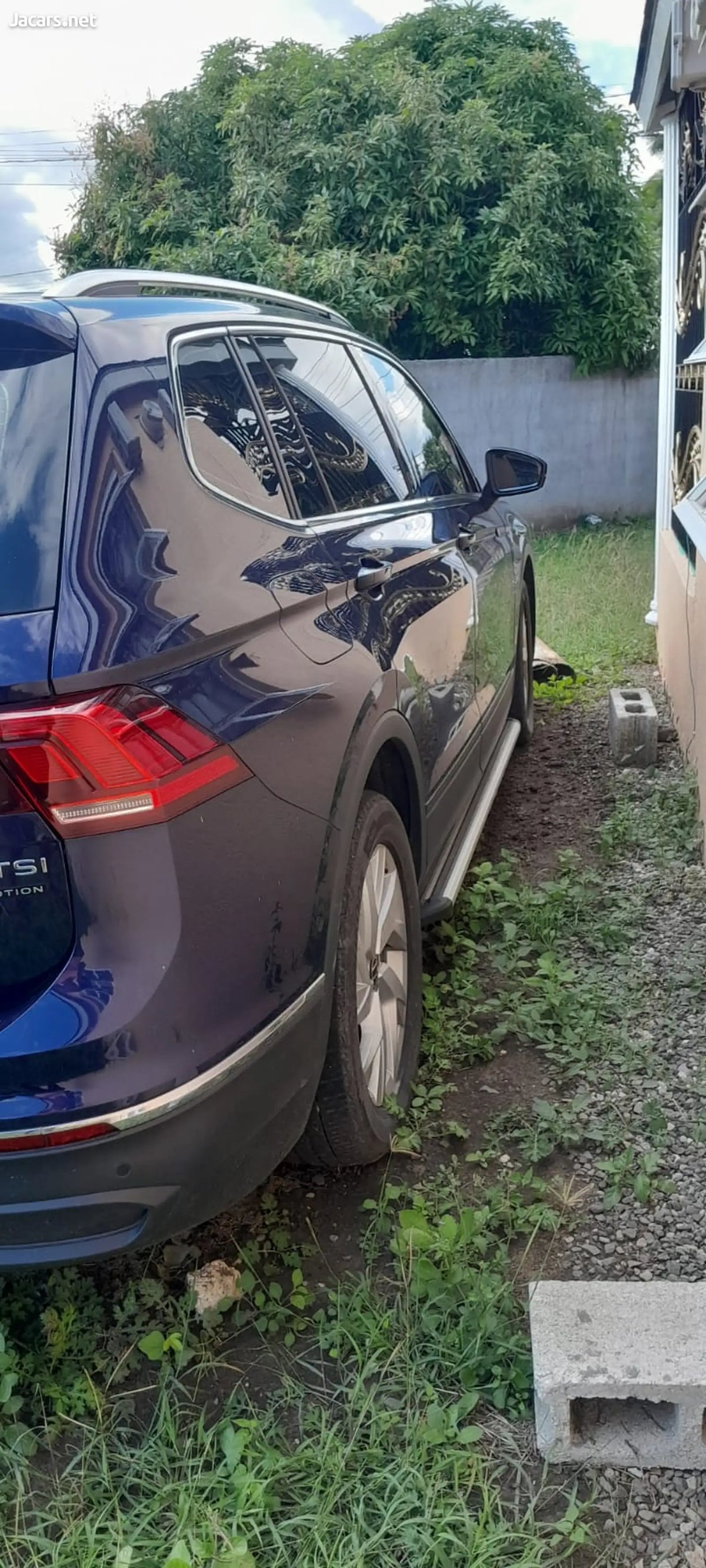 2023 VOLKSWAGEN Tiguan