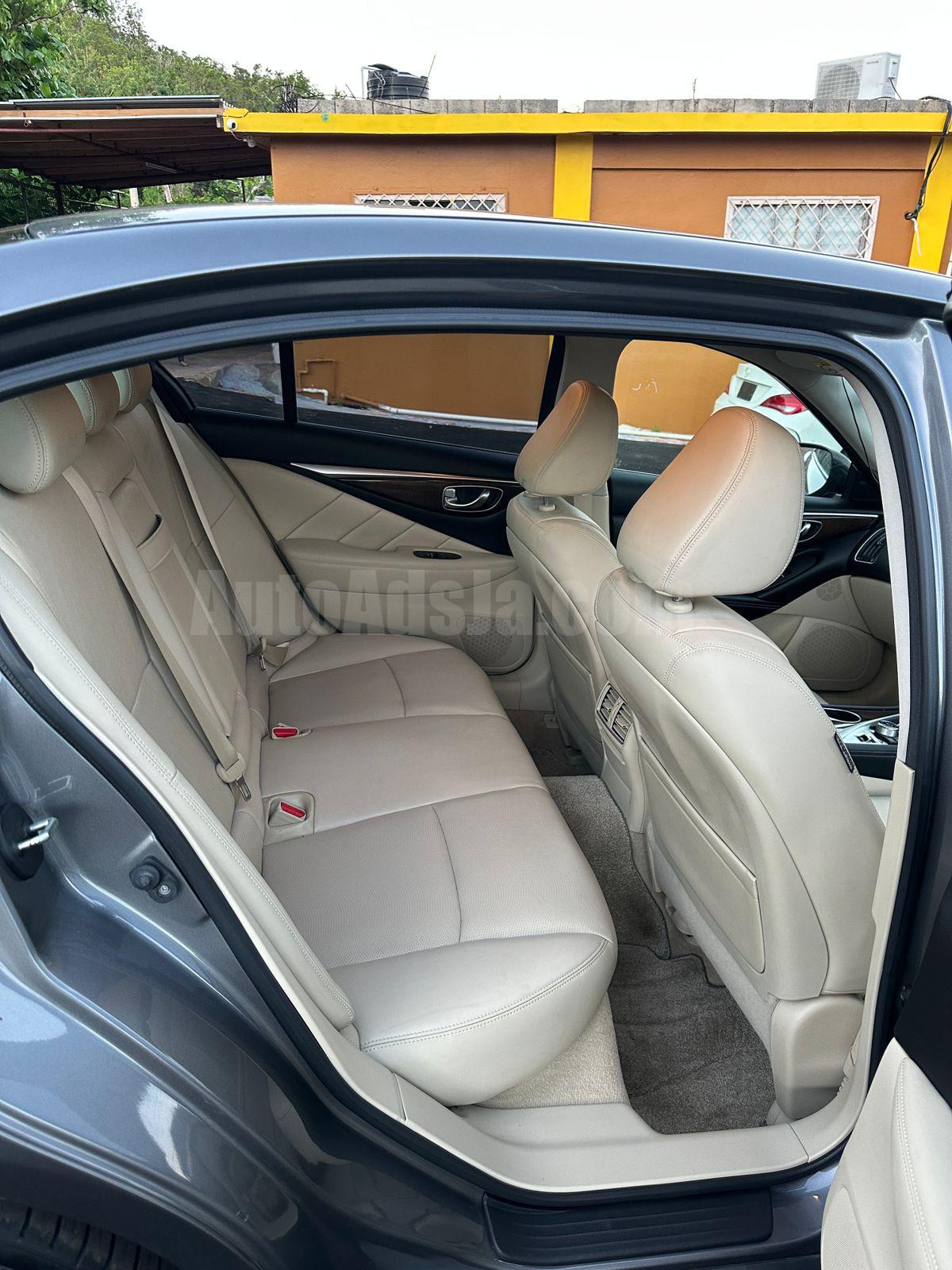 2015 NISSAN SKYLINE 200GT