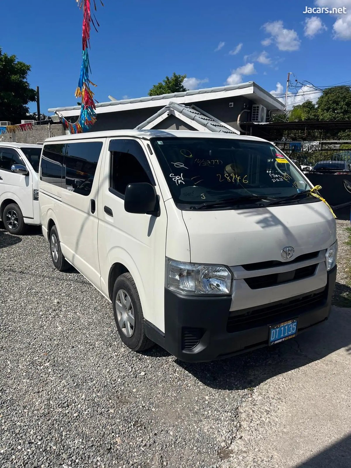 2022 TOYOTA Hiace