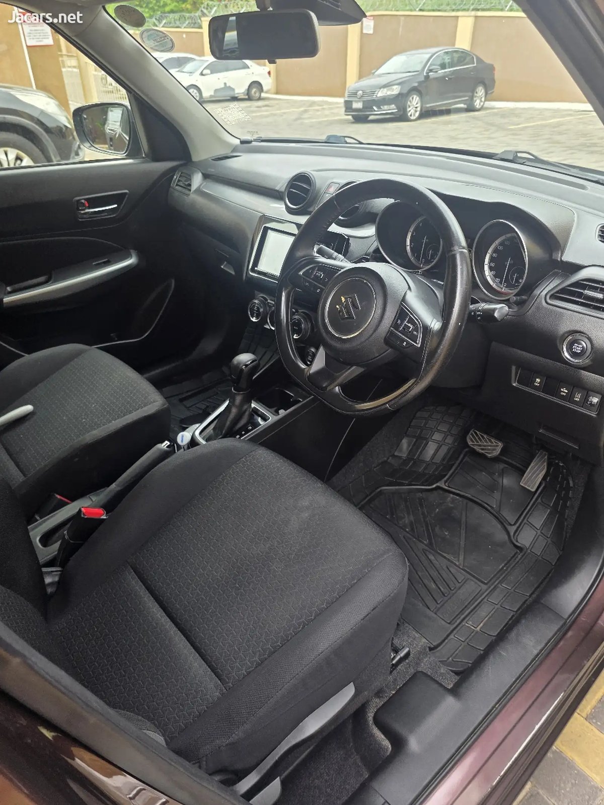 2018 SUZUKI Swift