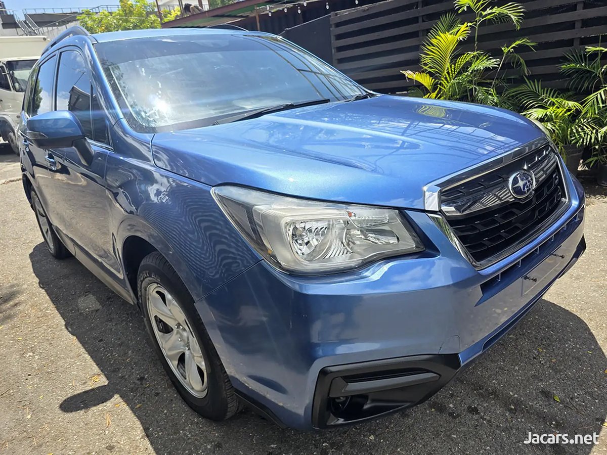 2017 SUBARU Forester