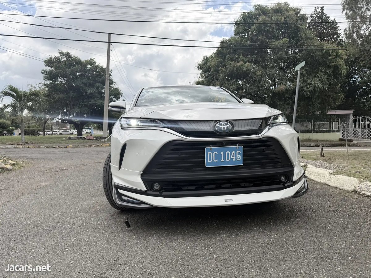 2022 TOYOTA Harrier