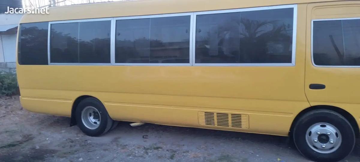 2003 TOYOTA Coaster
