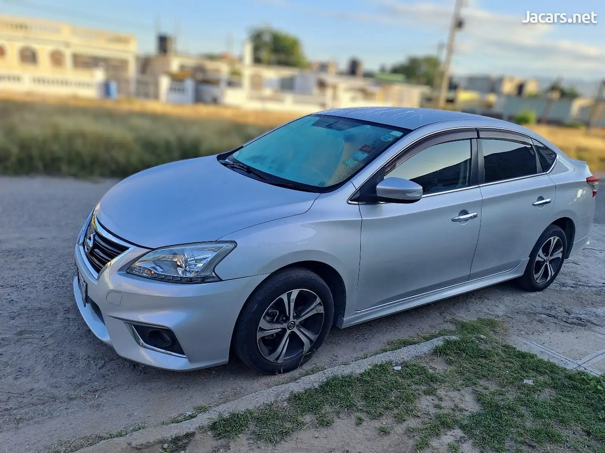 2017 NISSAN Sylphy