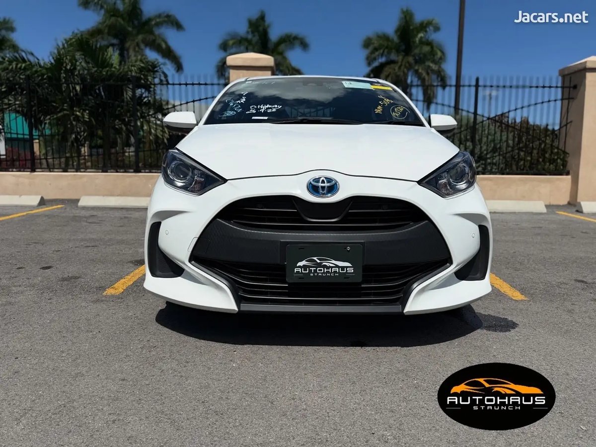 2021 TOYOTA Yaris
