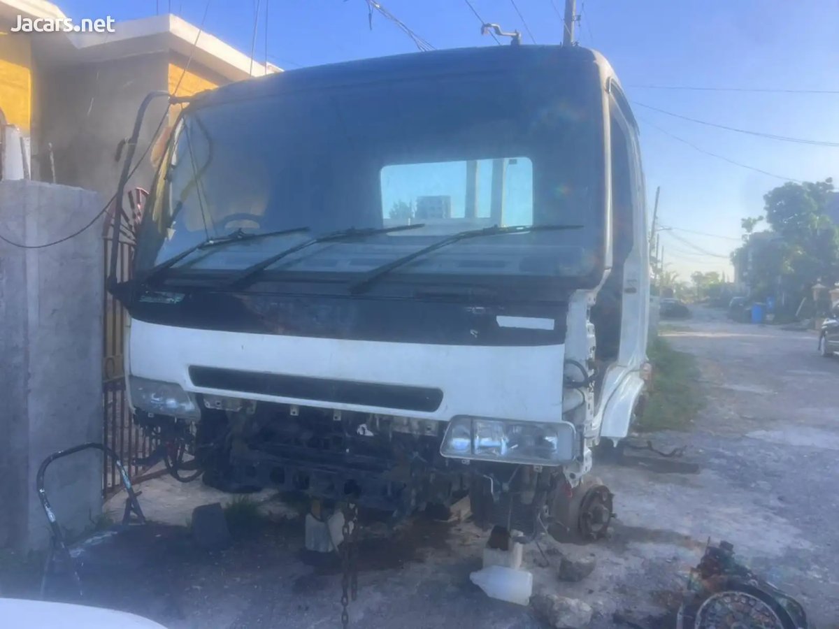 ISUZU forward