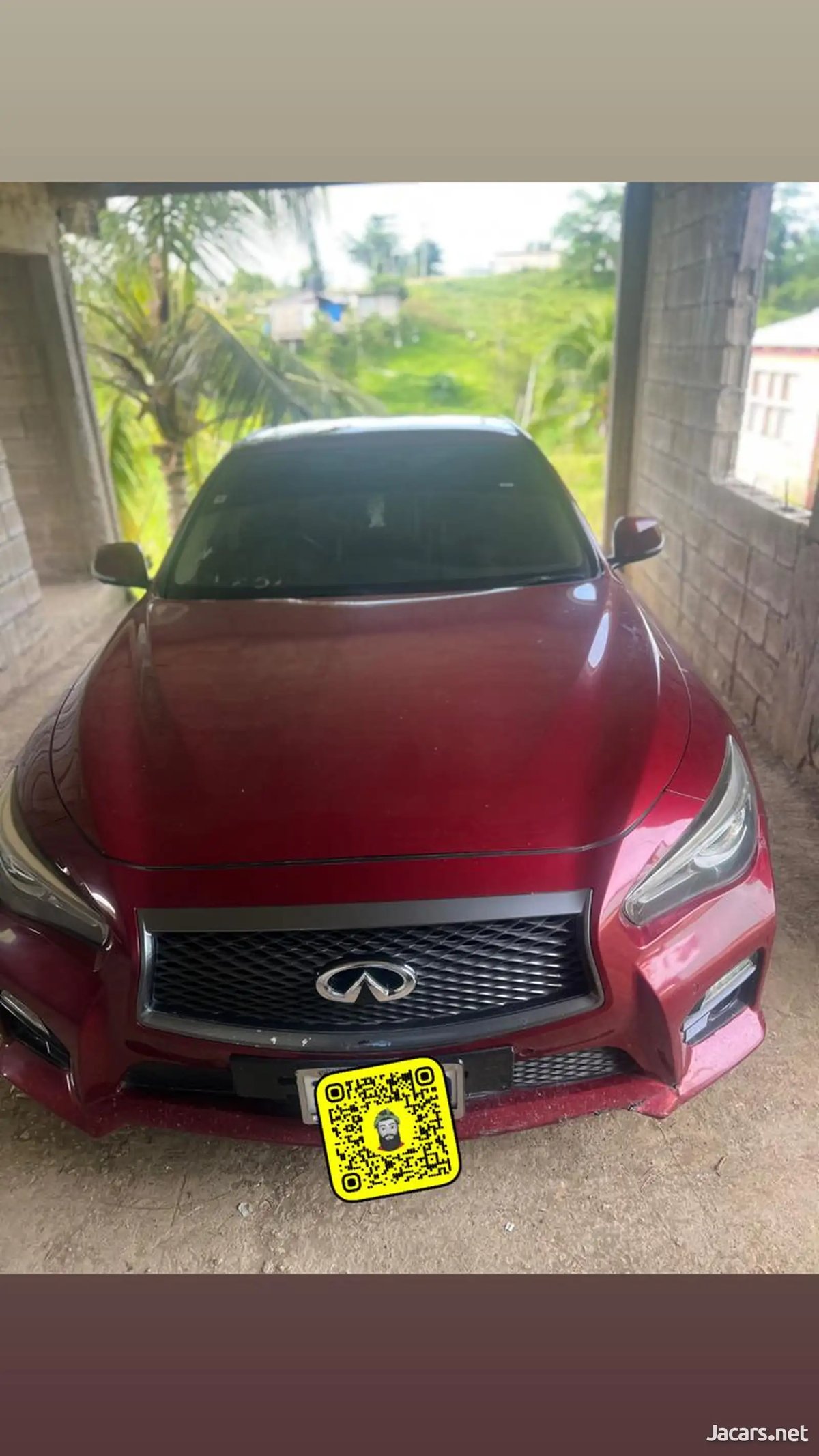 2015 INFINITI Q50