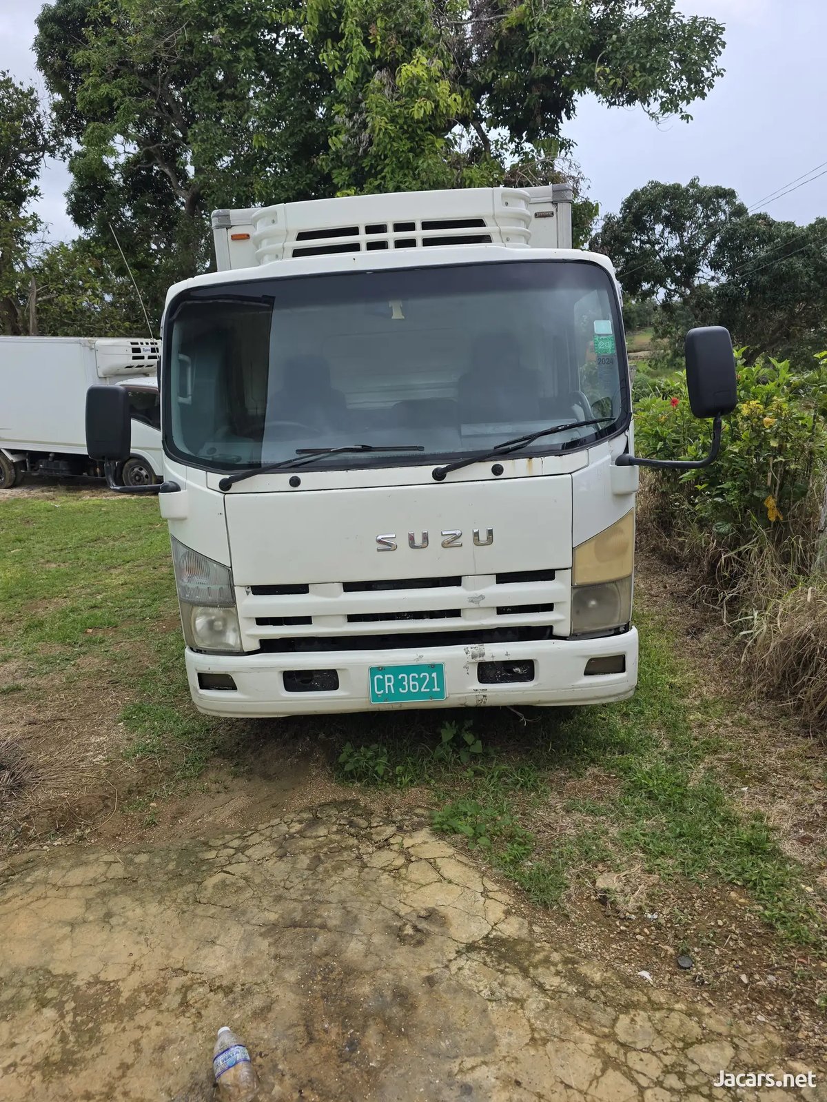2011 ISUZU Elf