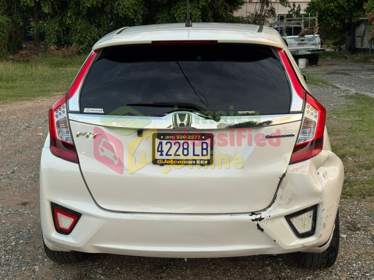 2017 HONDA Fit Hybrid