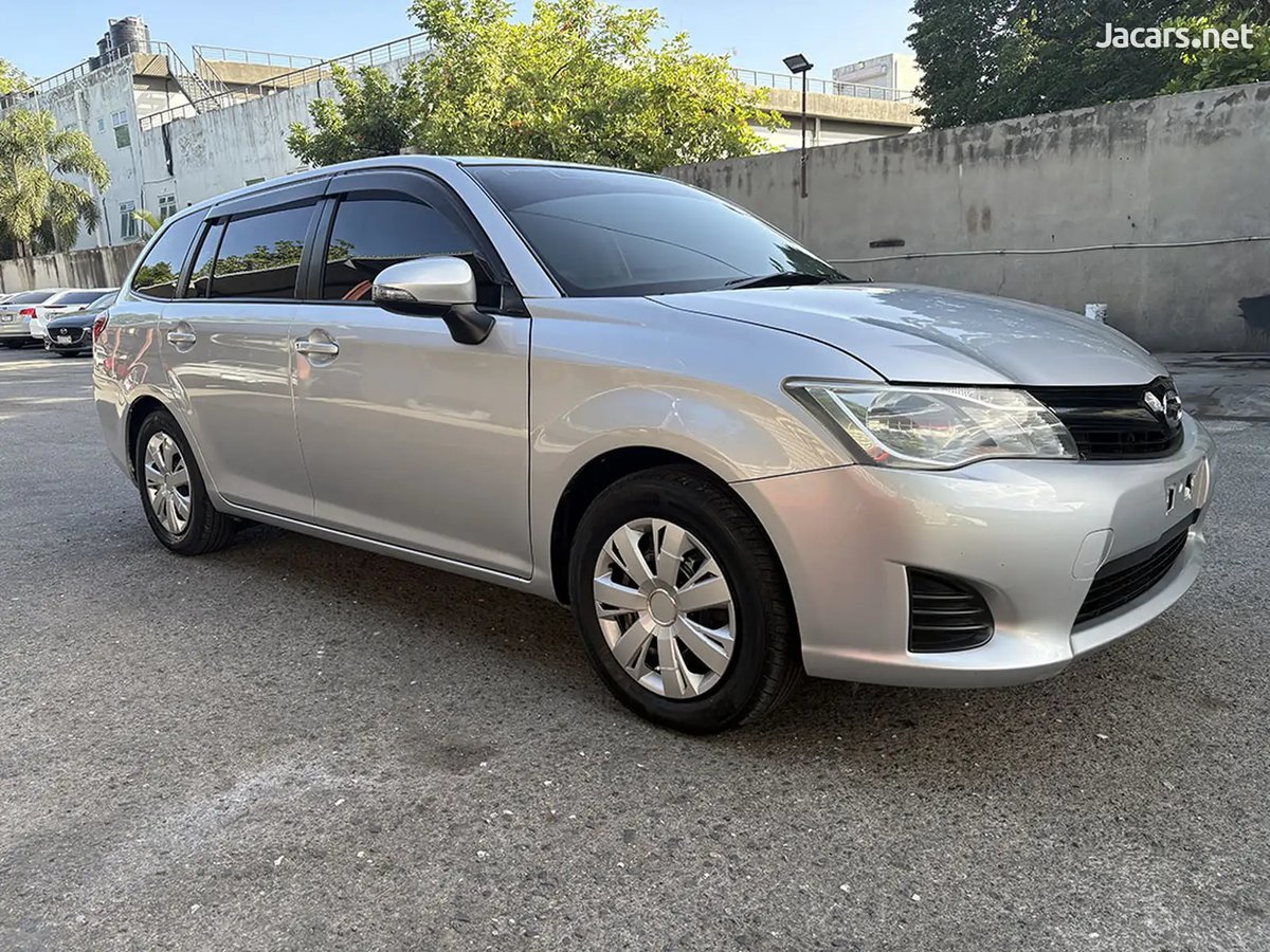 2014 TOYOTA Fielder