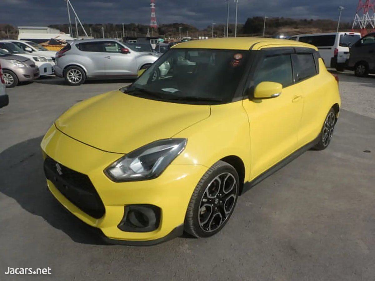 2018 SUZUKI Swift