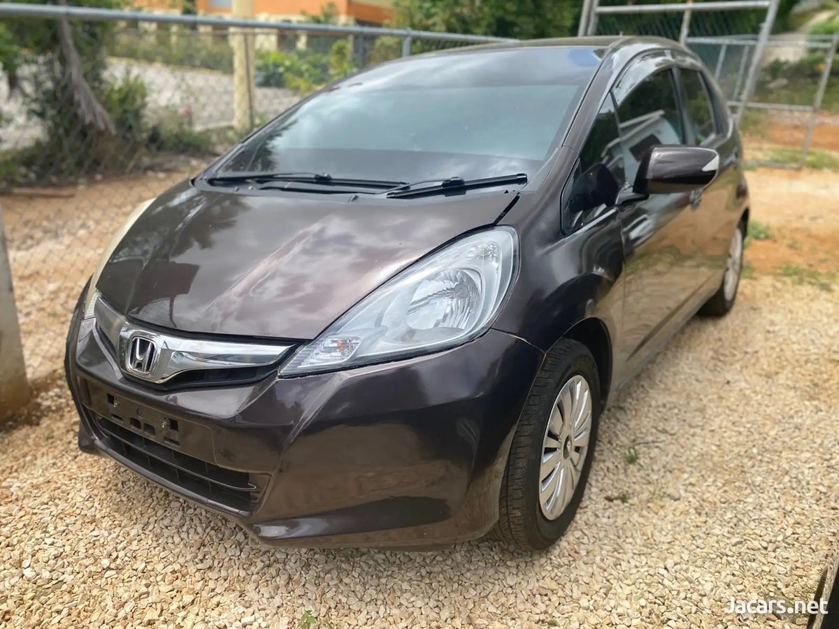 2011 HONDA Fit