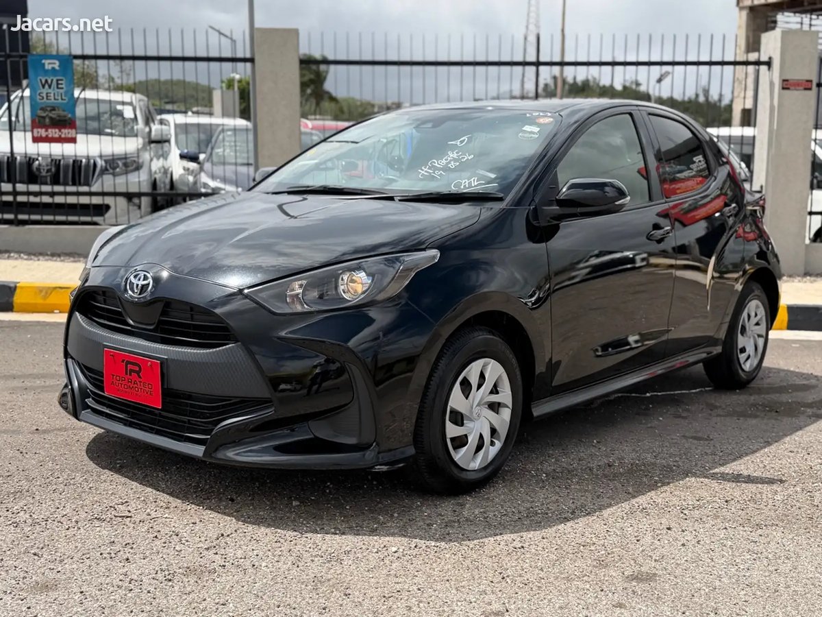 2023 TOYOTA Yaris