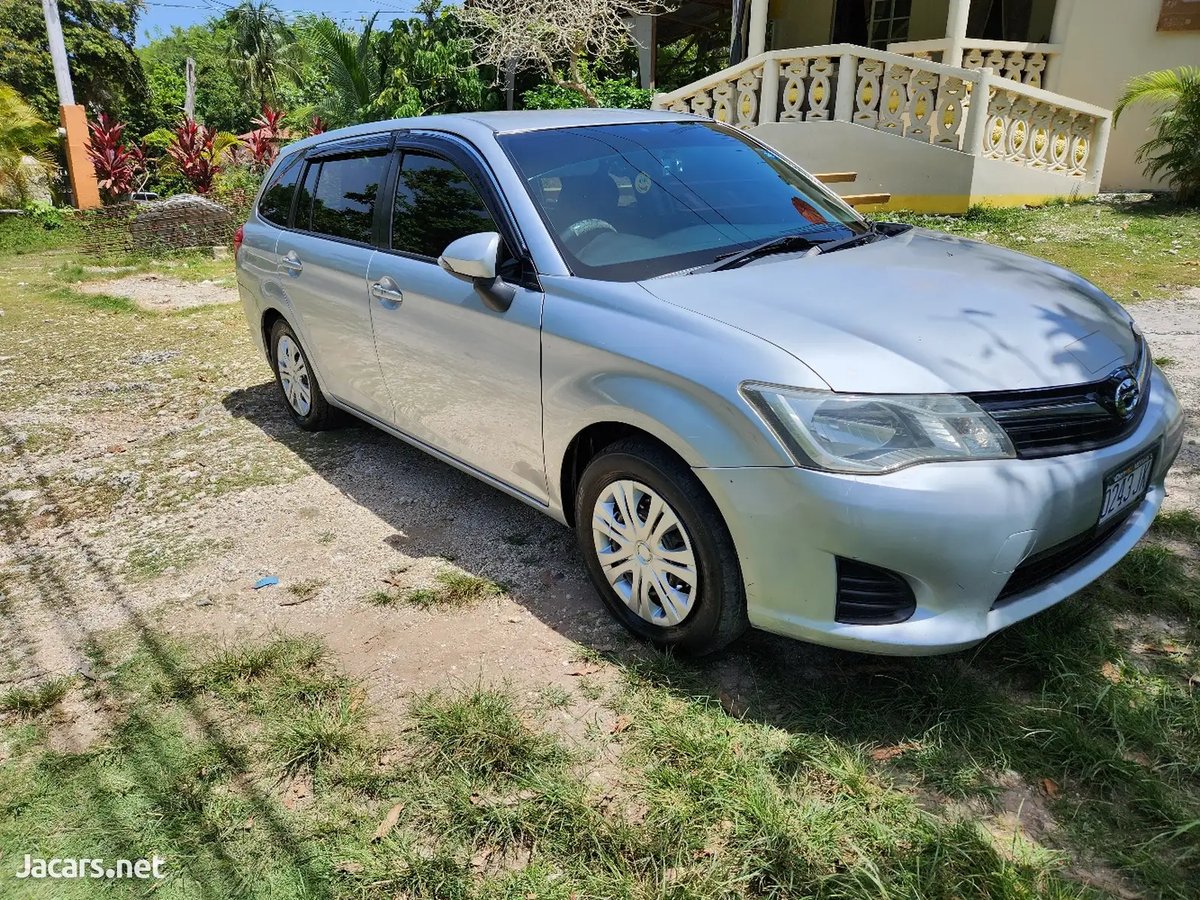 2014 TOYOTA Fielder