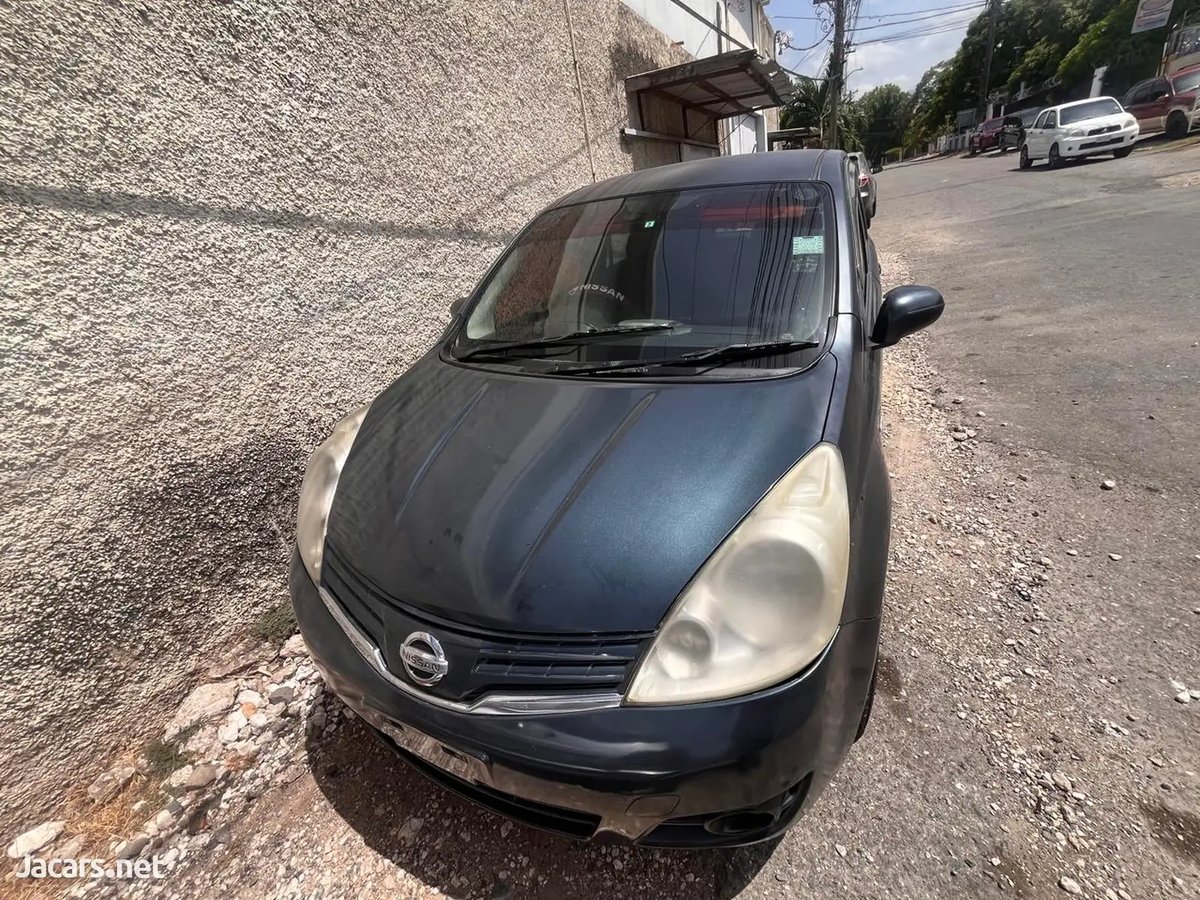2011 NISSAN Note