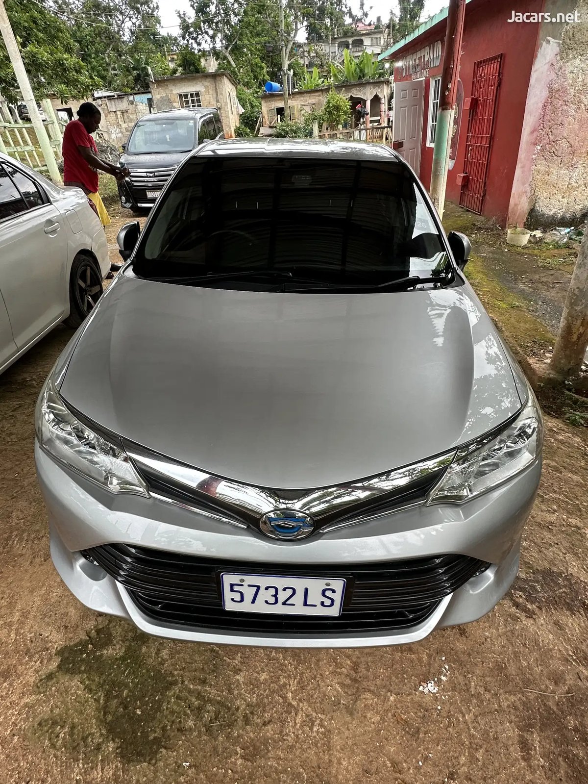 2017 TOYOTA Axio