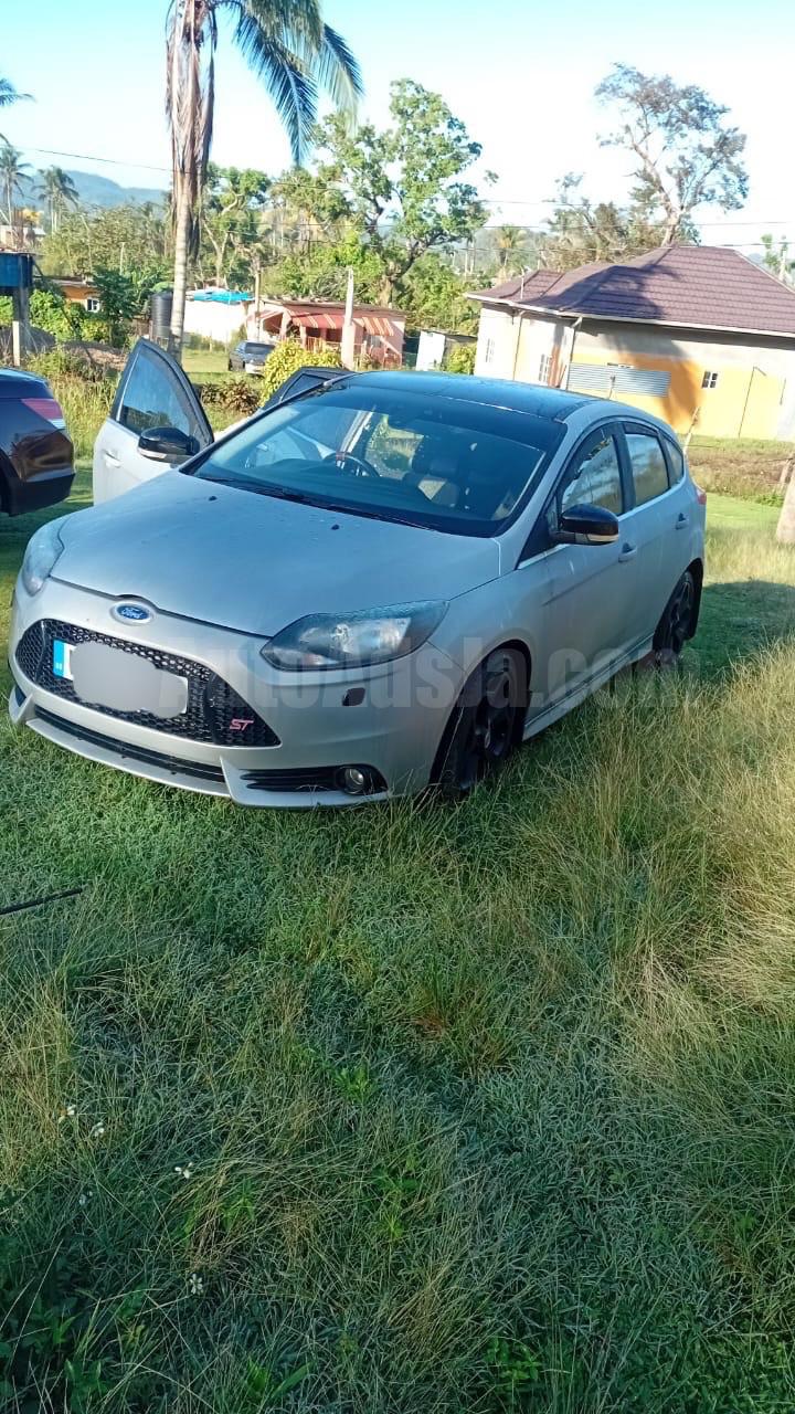 2015 FORD FOCUS