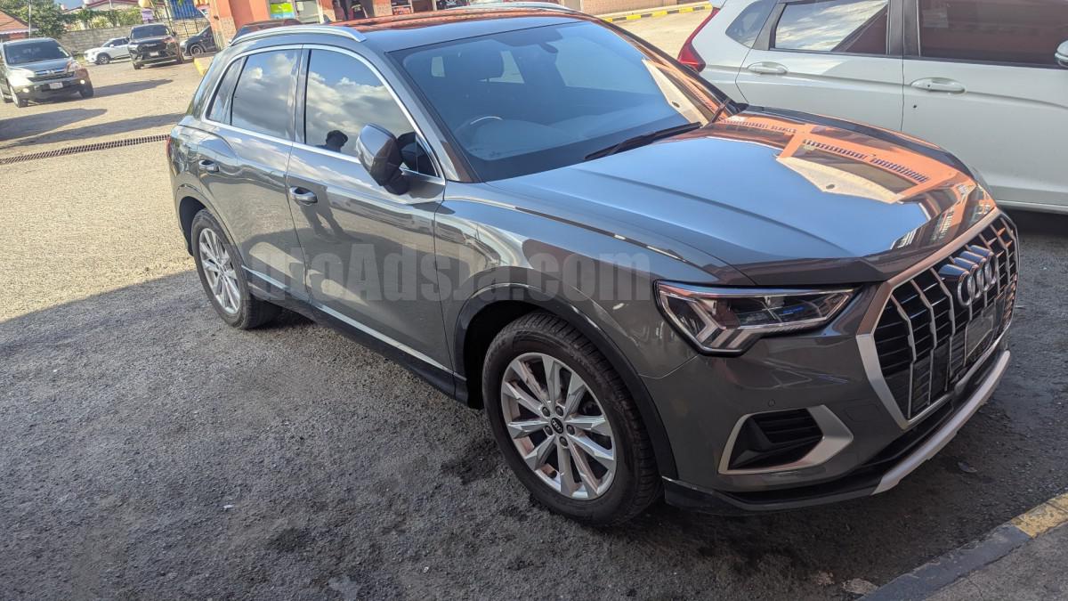 2021 AUDI Q3