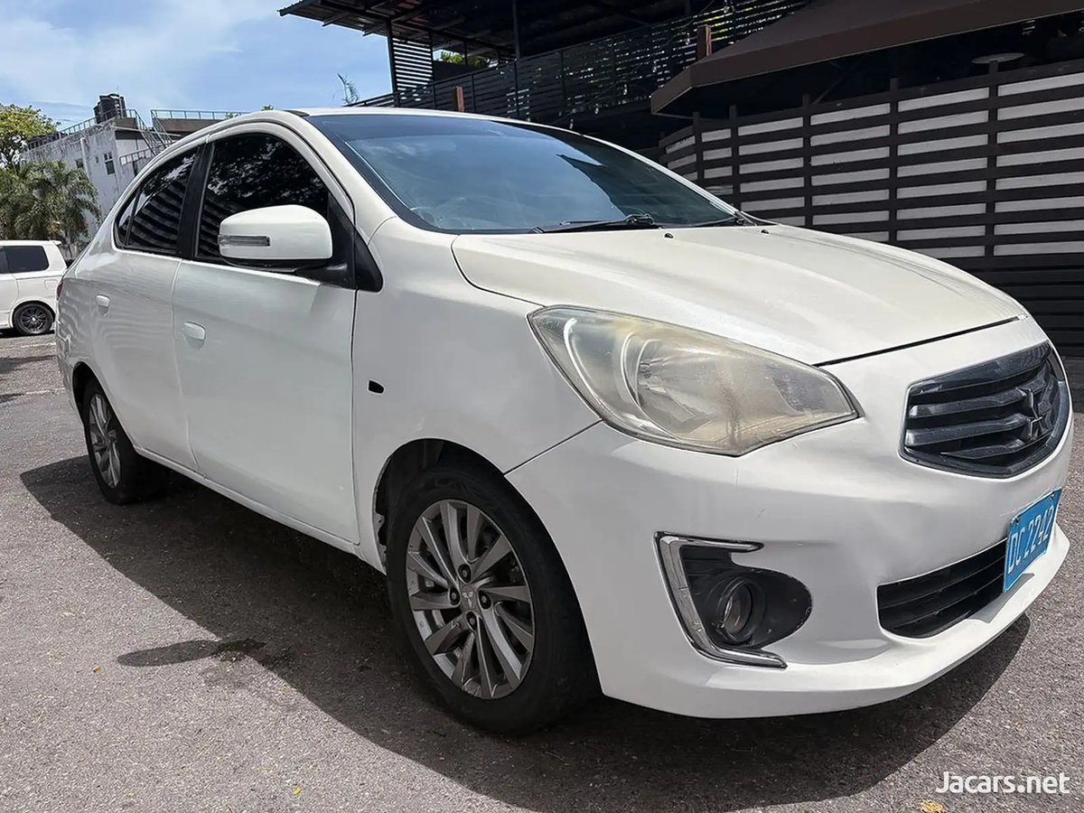 2017 MITSUBISHI Attrage