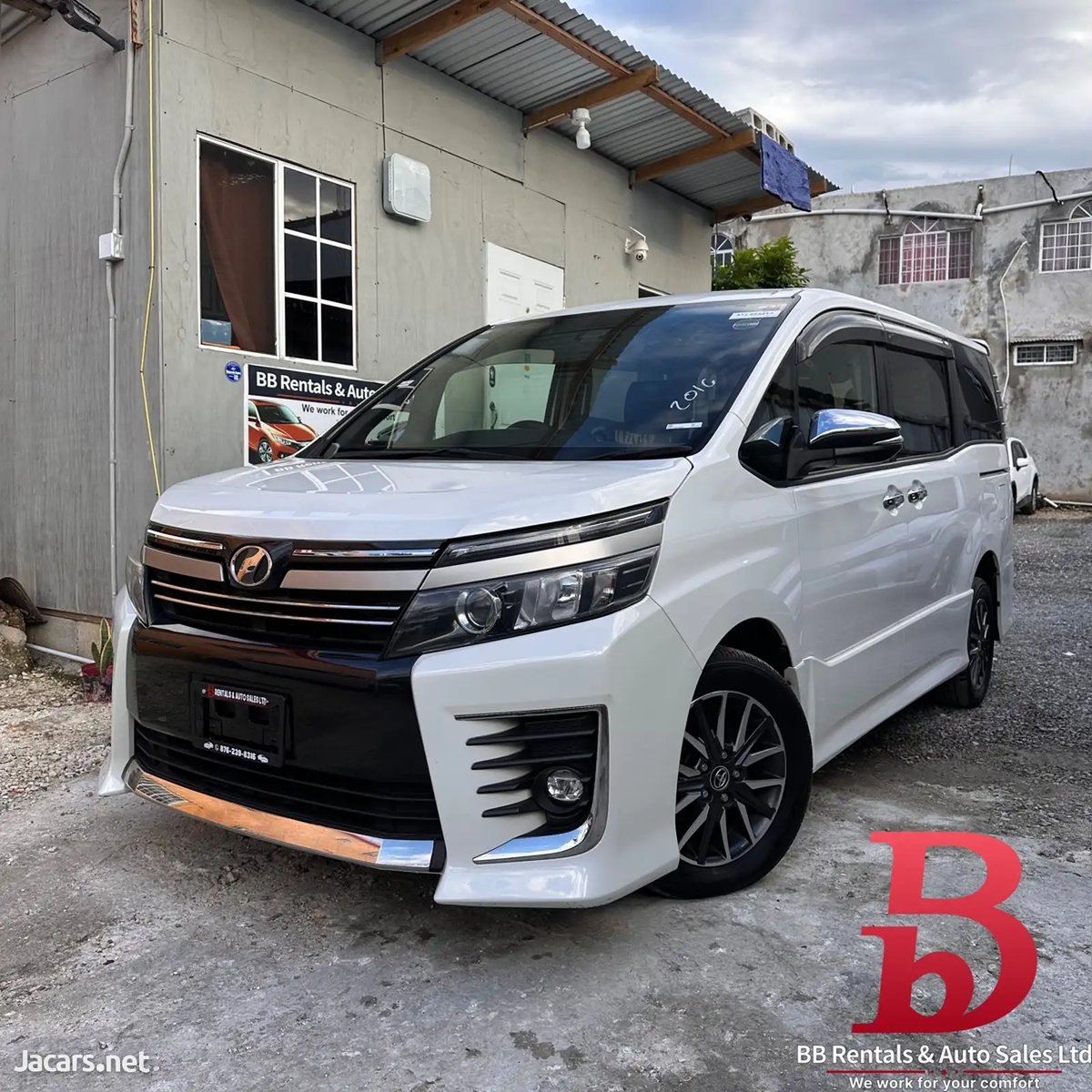 2016 TOYOTA Voxy