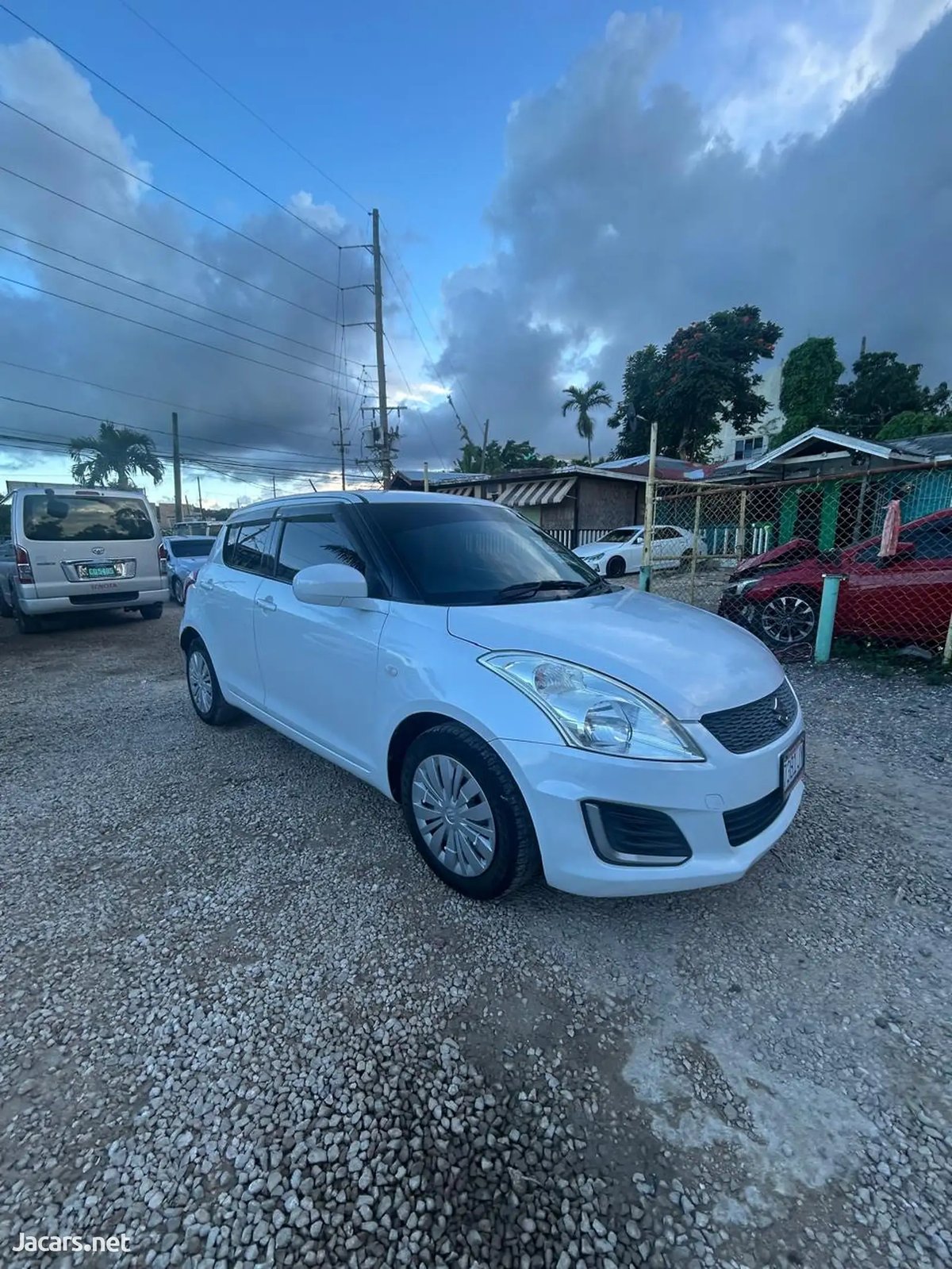 2015 SUZUKI Swift