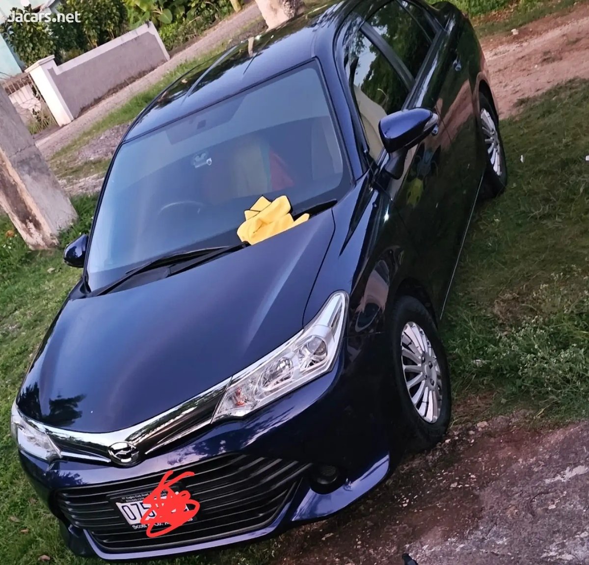 2017 TOYOTA Axio
