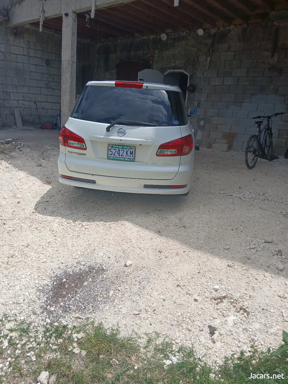 2013 NISSAN Wingroad