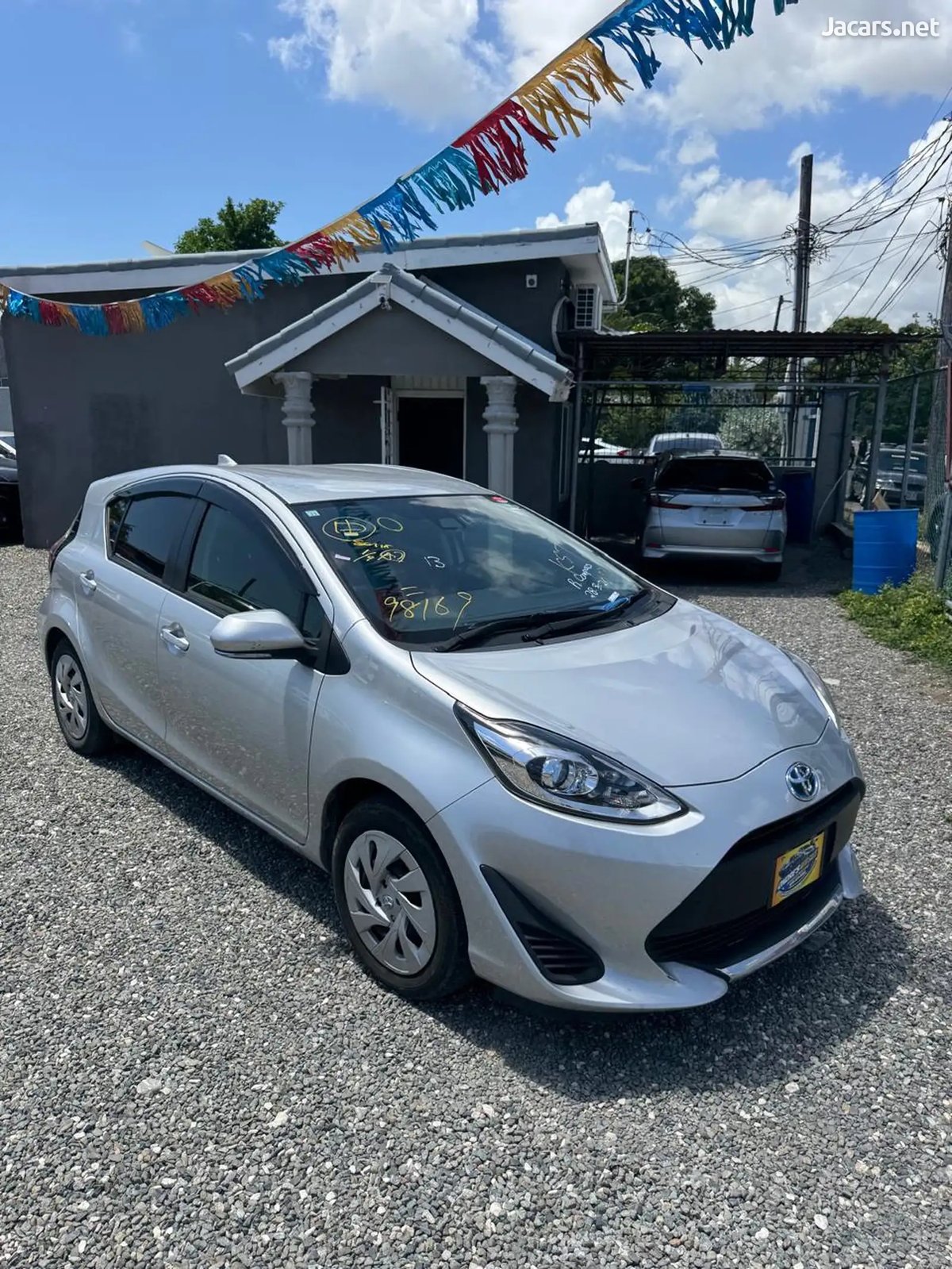 2020 TOYOTA Aqua