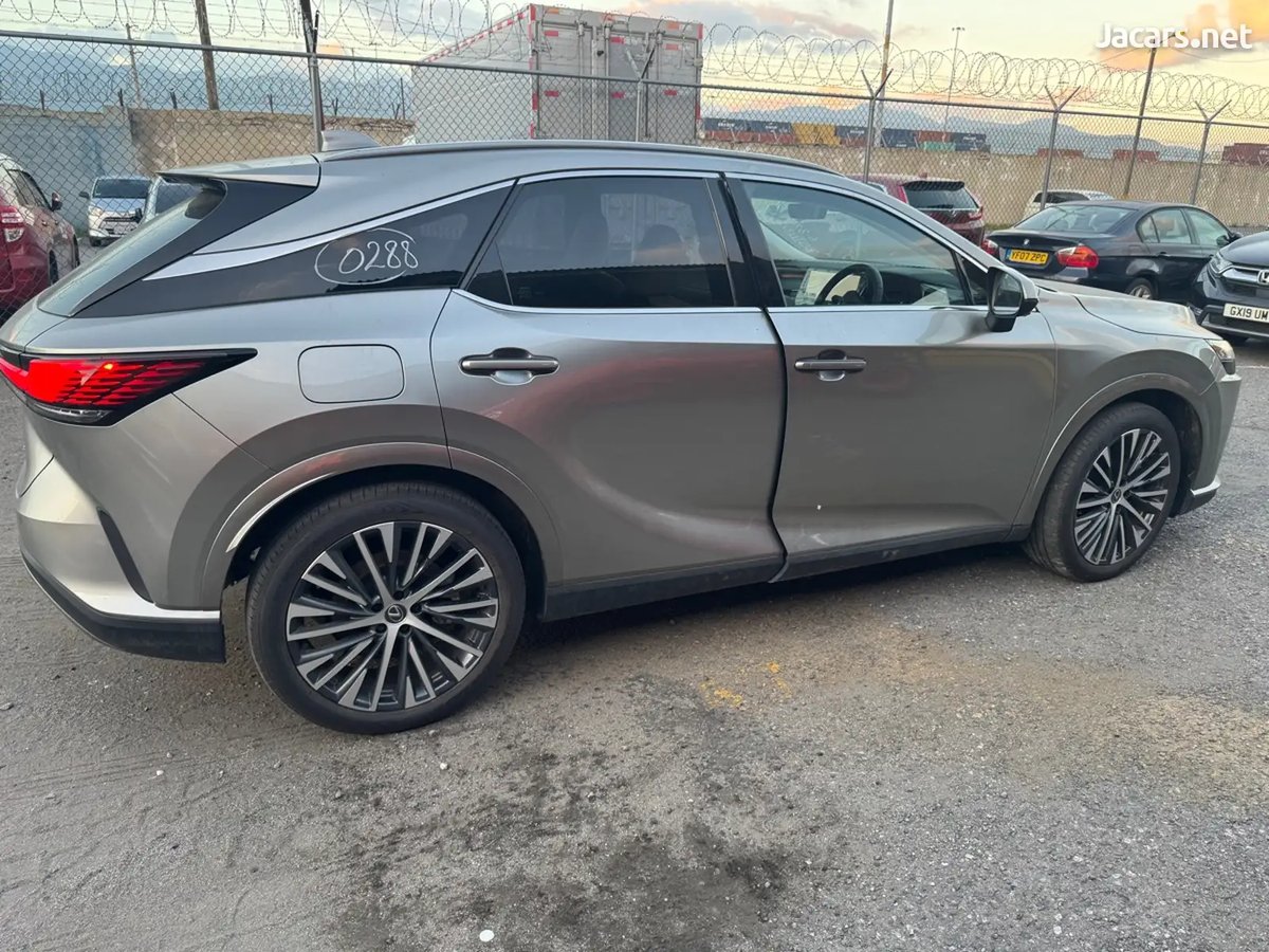 2025 LEXUS RX
