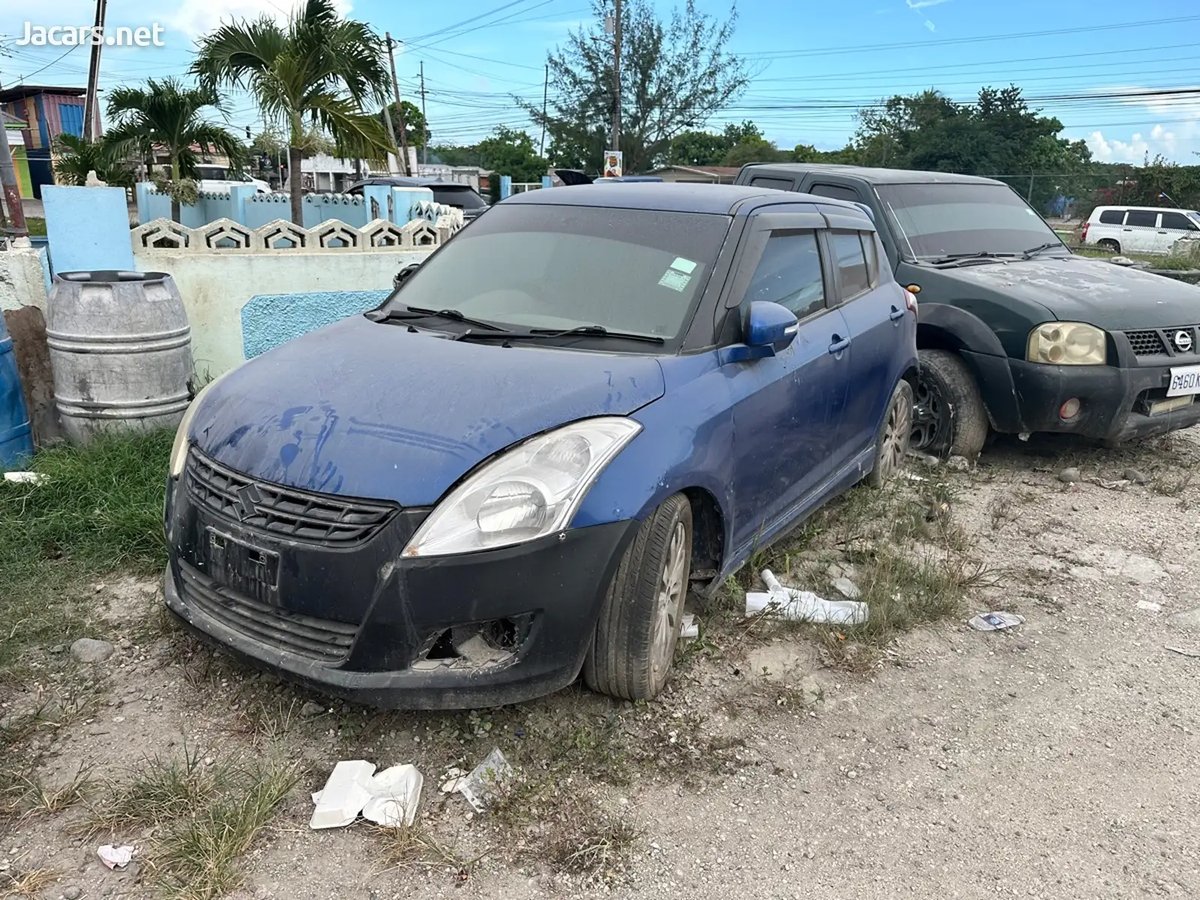 2012 SUZUKI Swift