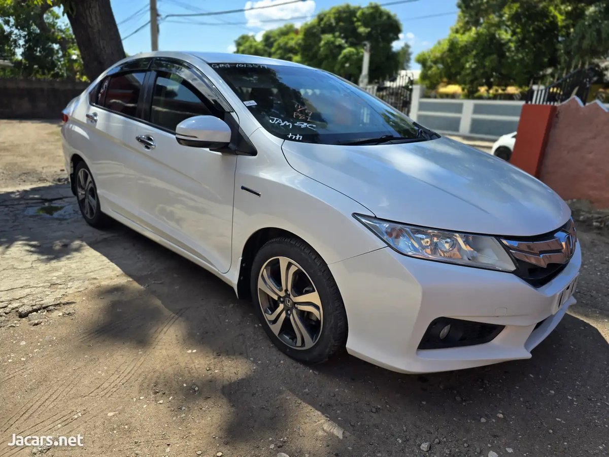 2015 HONDA Grace