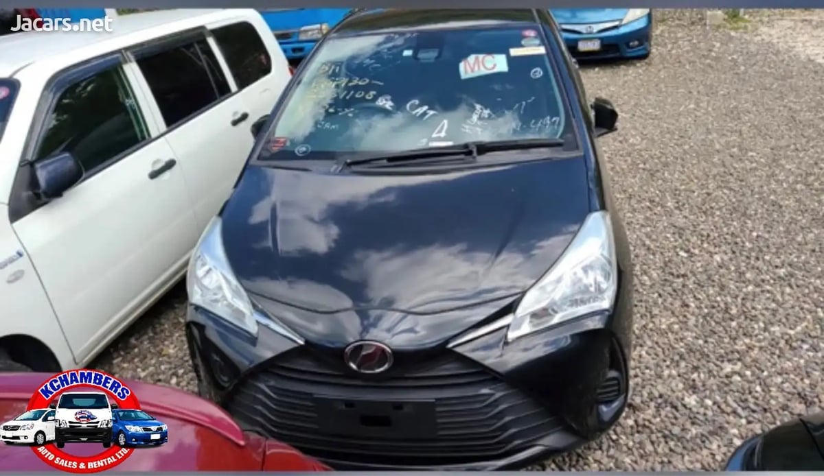 2018 TOYOTA Vitz