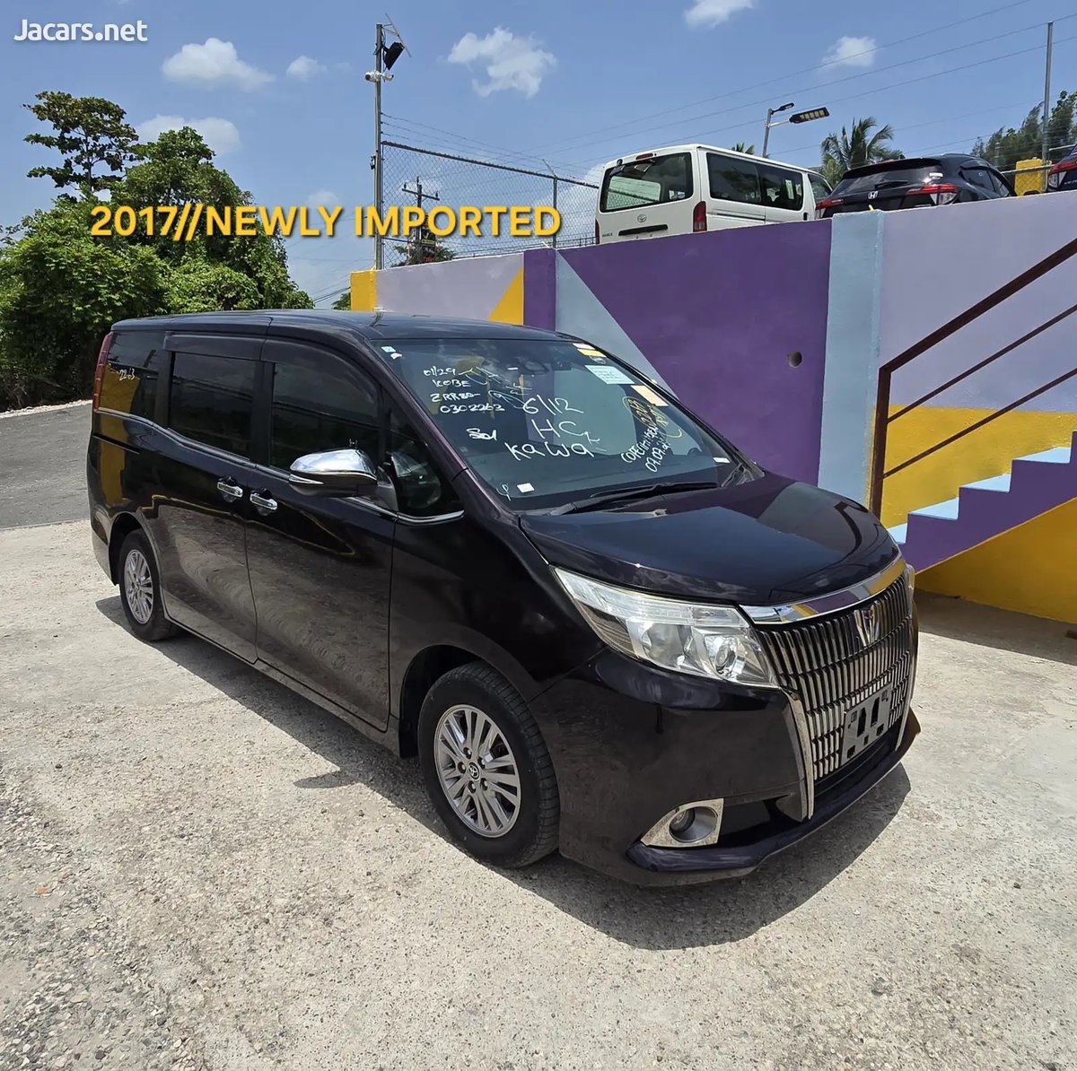 2017 TOYOTA Noah