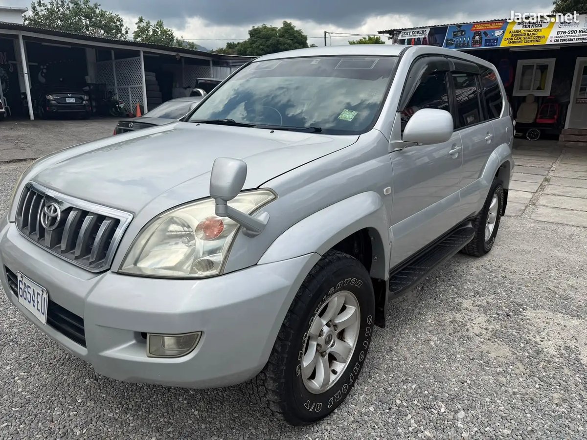 2004 TOYOTA Prado