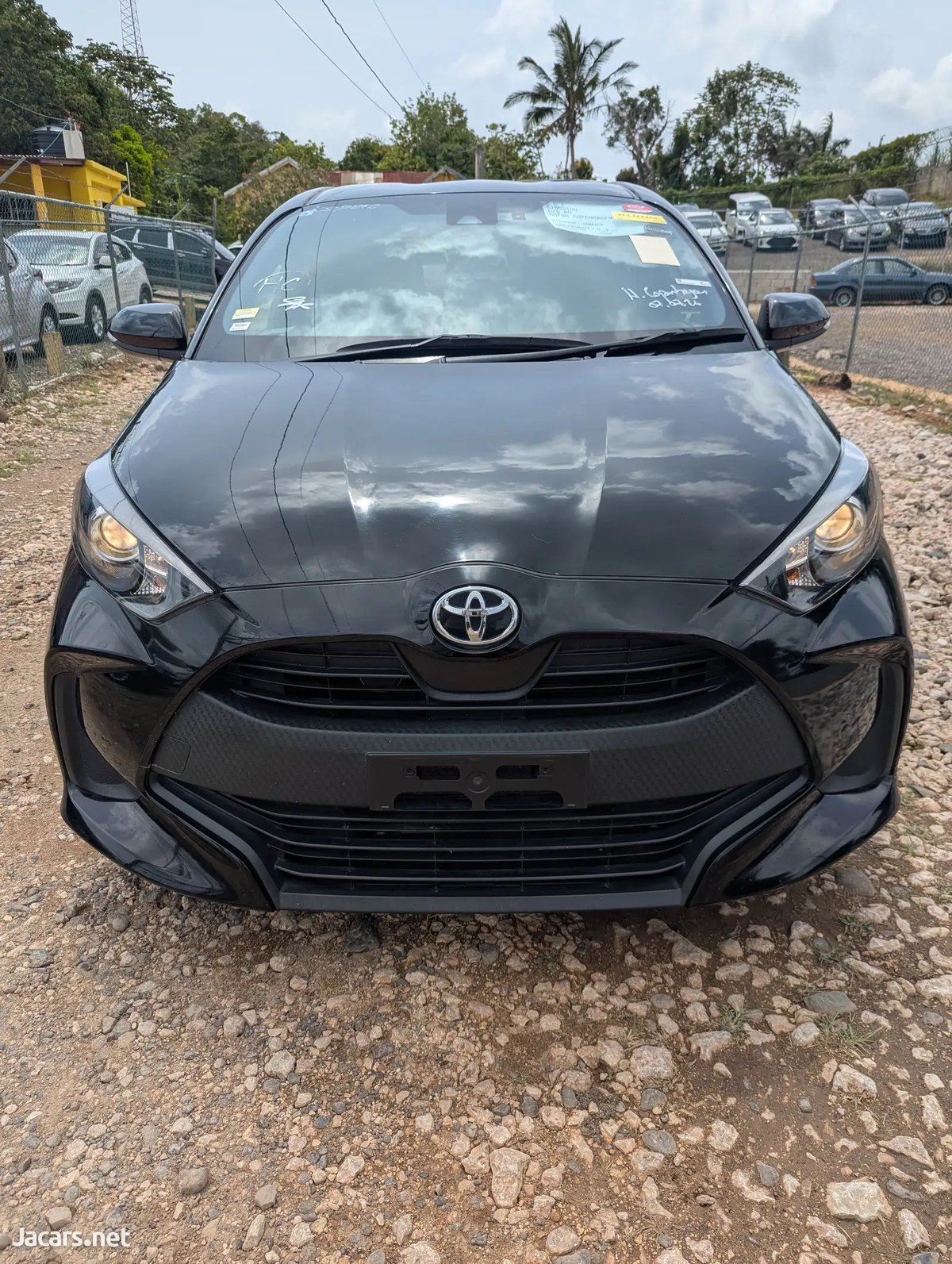 2022 TOYOTA Yaris