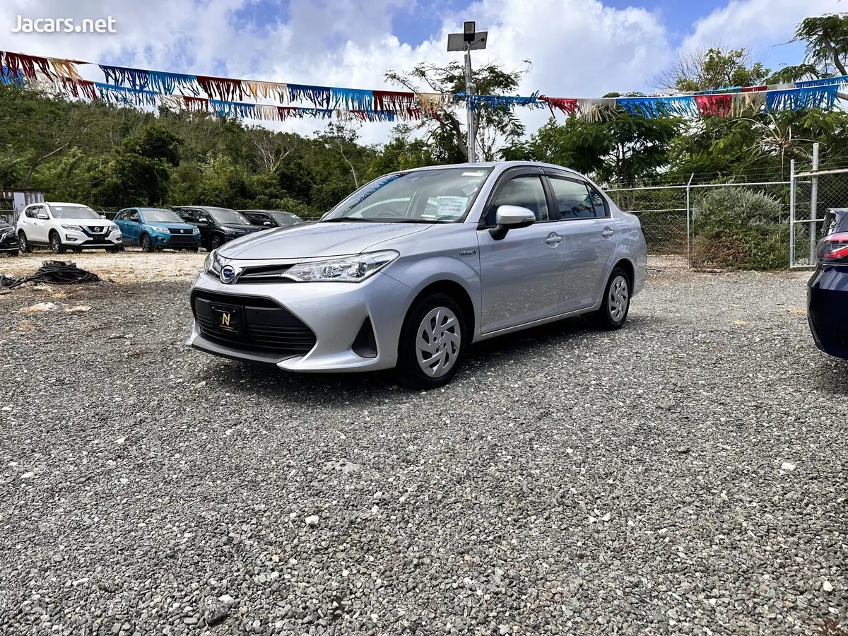 2019 TOYOTA Axio