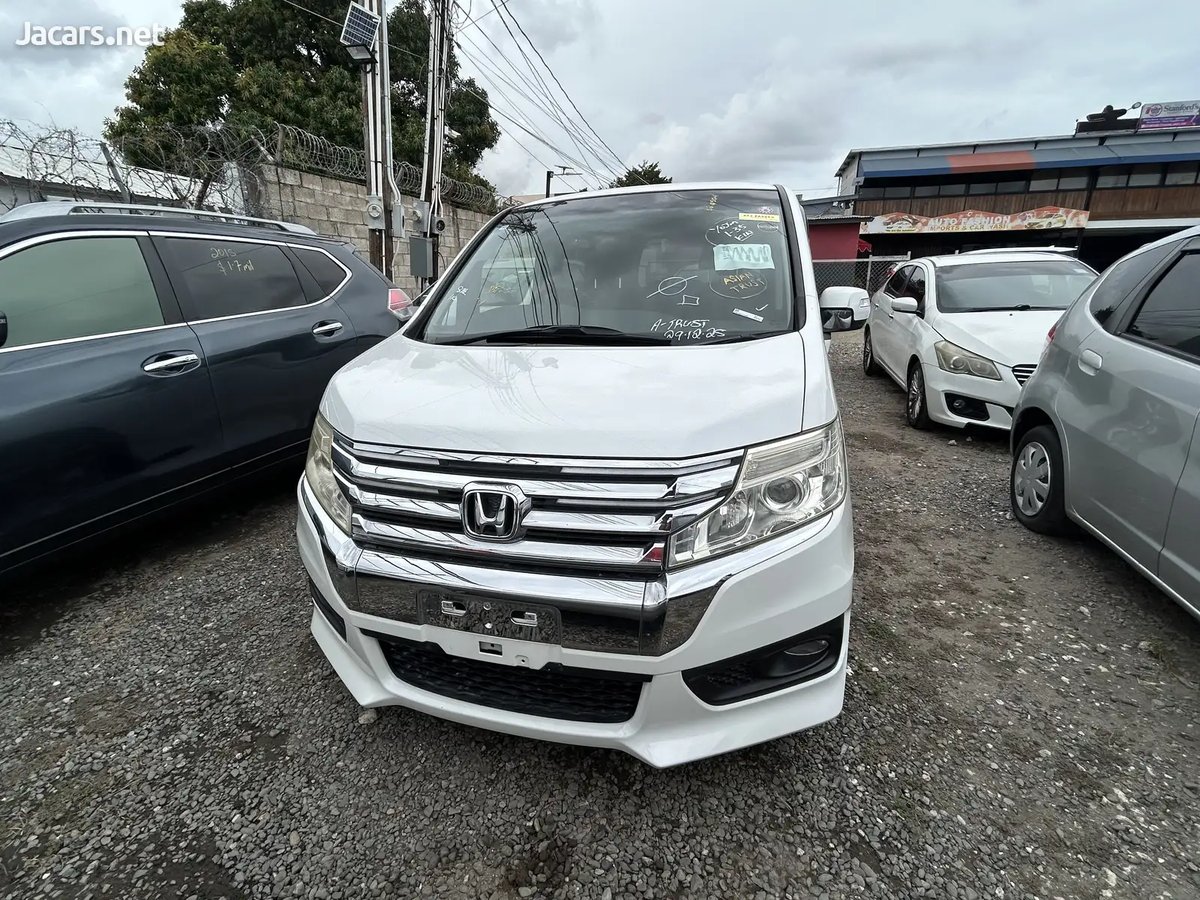 2015 HONDA Stepwgn
