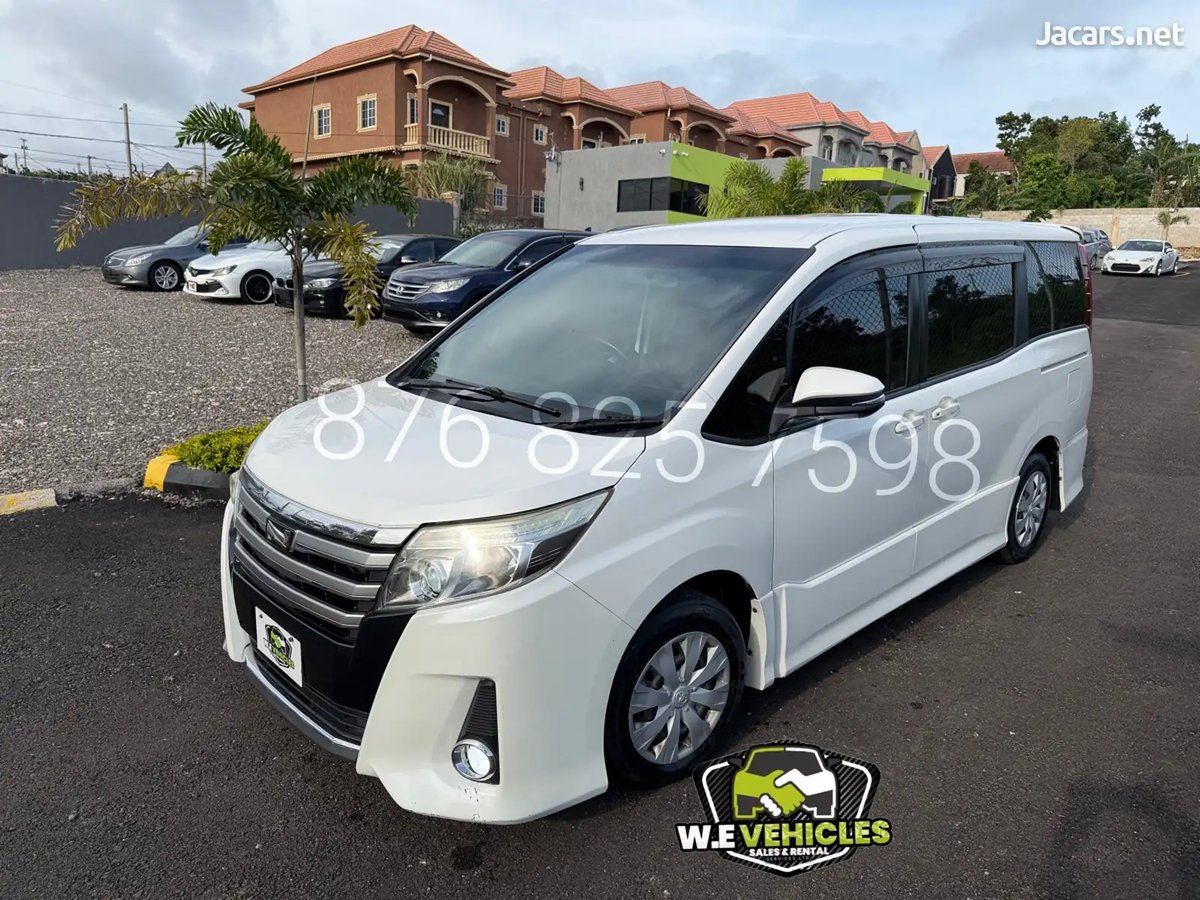 2014 TOYOTA Noah