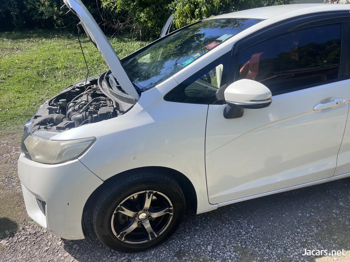 2014 HONDA Fit