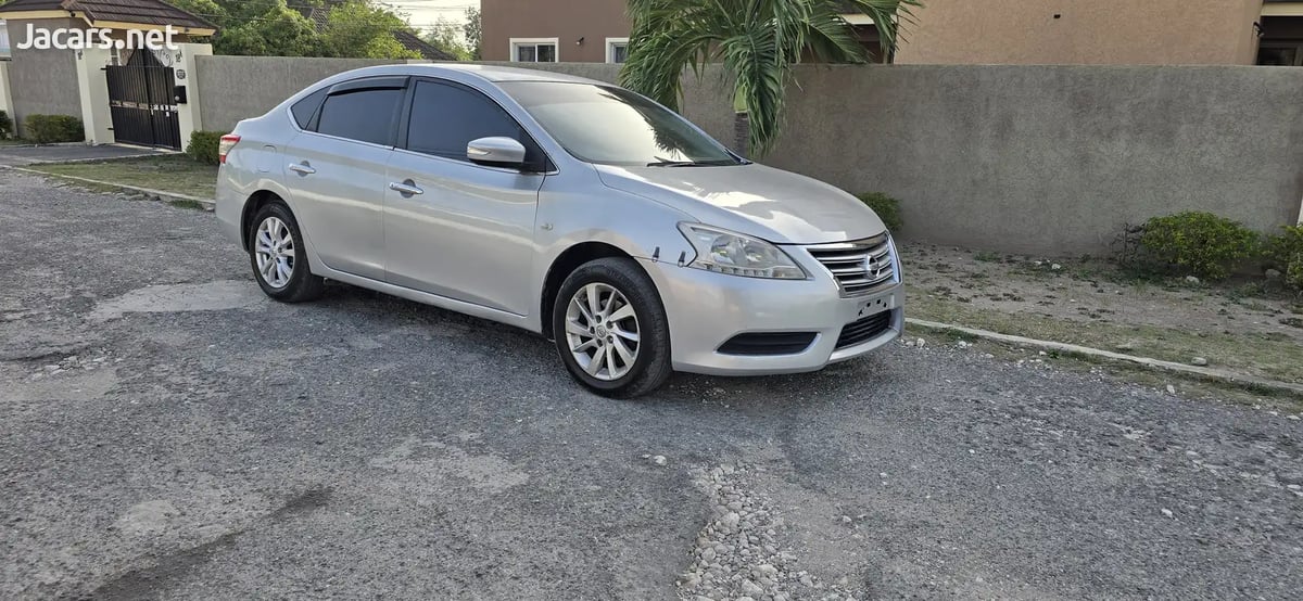 2013 NISSAN Sylphy