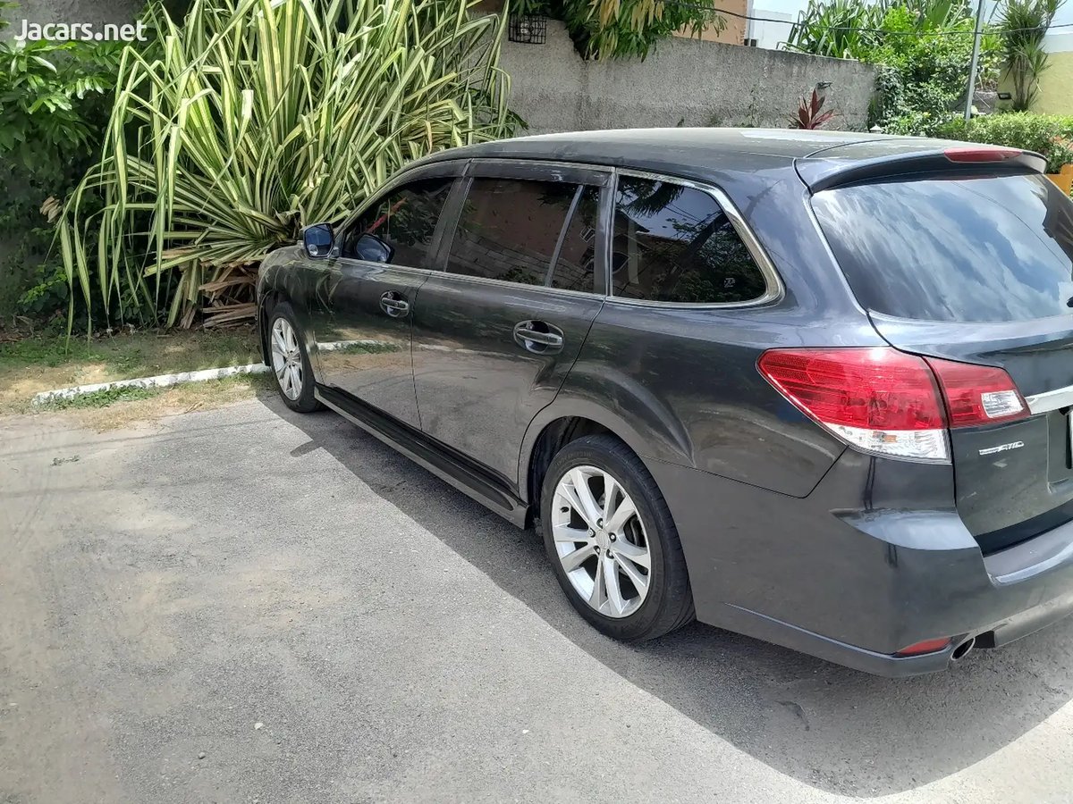 2014 SUBARU Legacy
