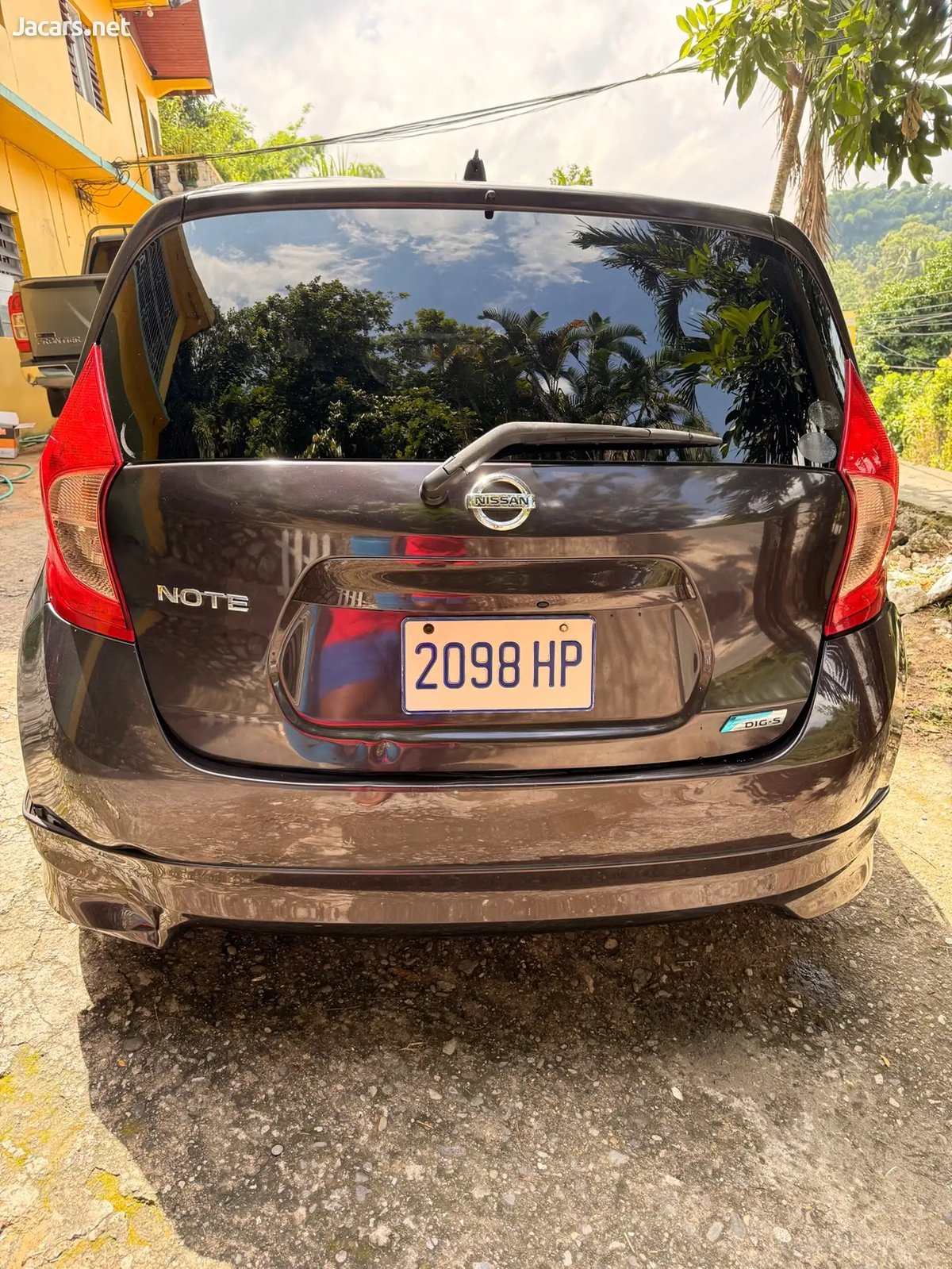 2013 NISSAN Note