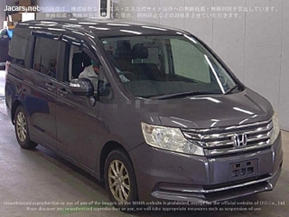 2015 HONDA Stepwgn