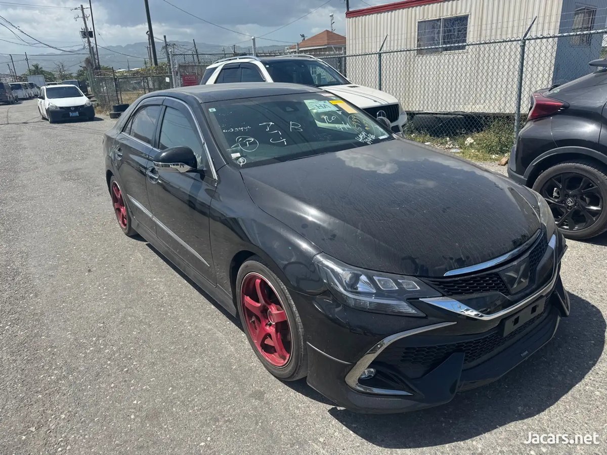 2017 TOYOTA Mark