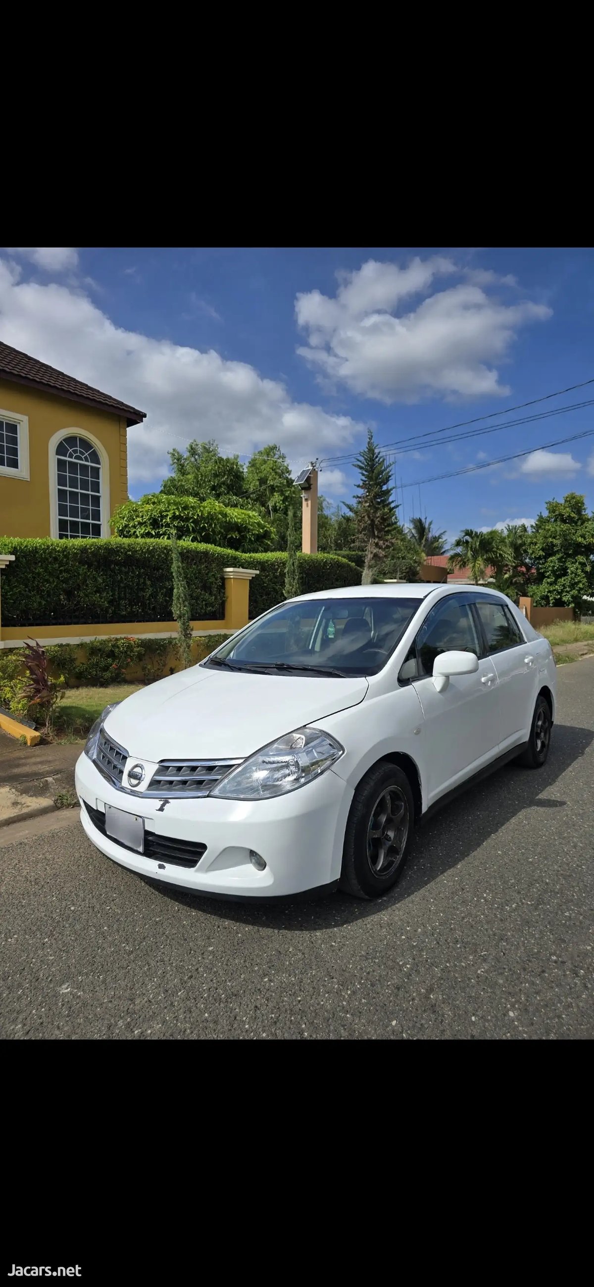 2012 NISSAN Tiida