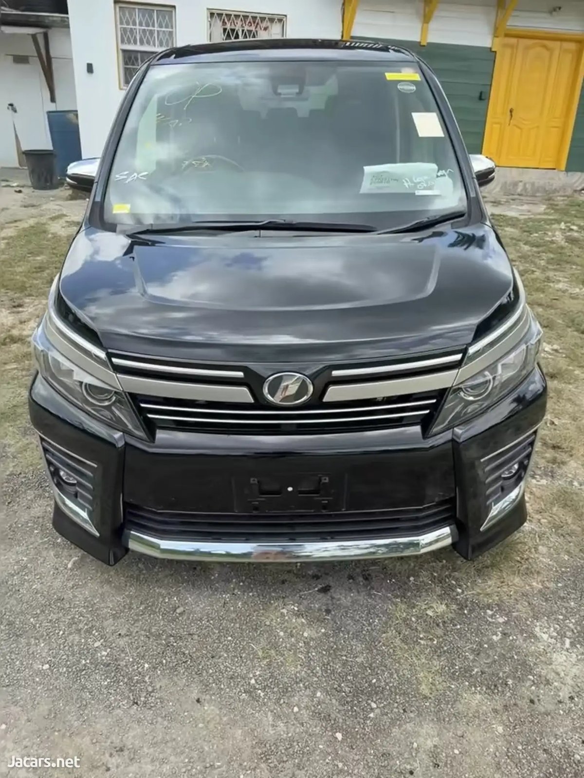 2016 TOYOTA Voxy