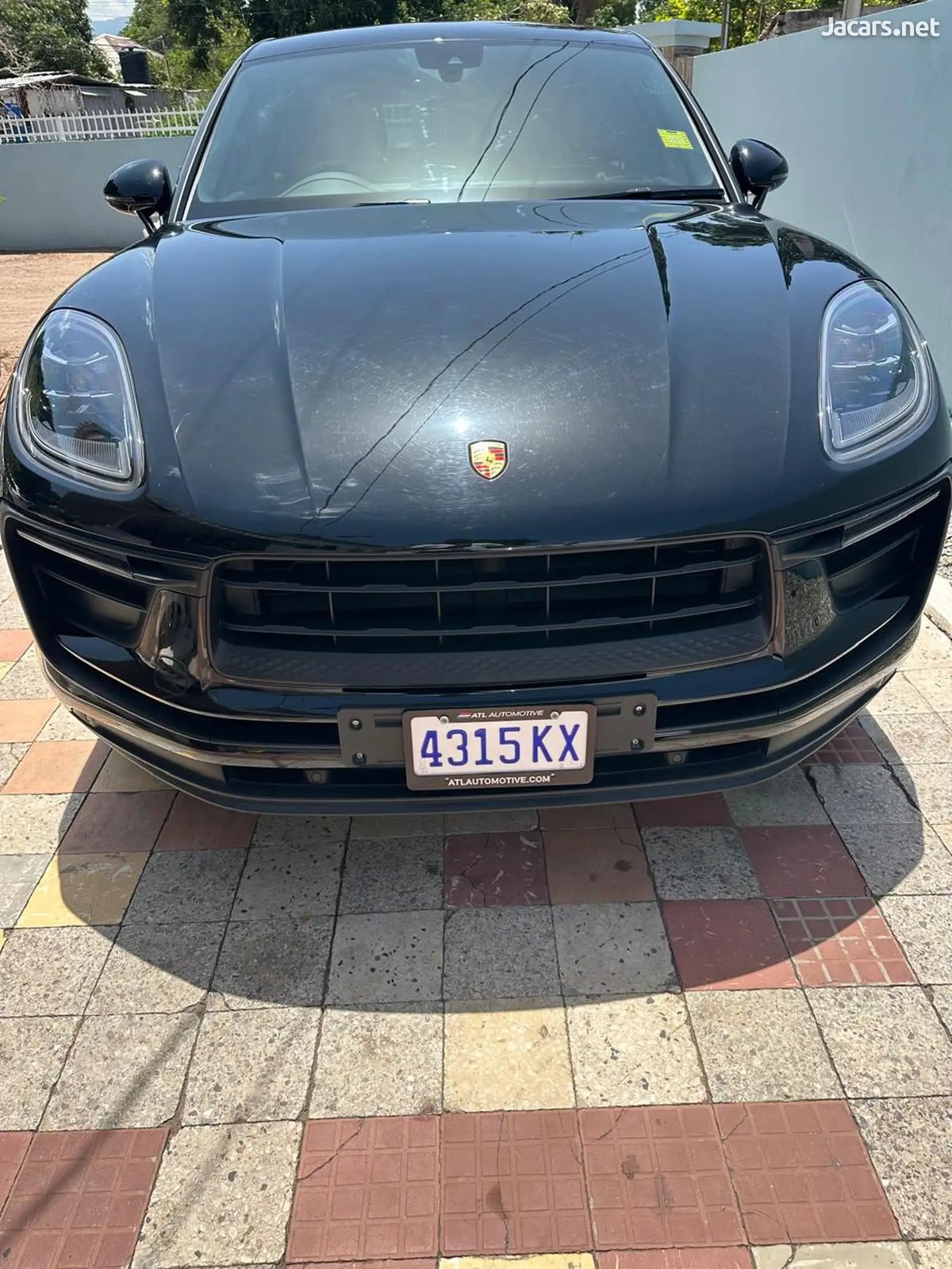 2024 PORSCHE Macan