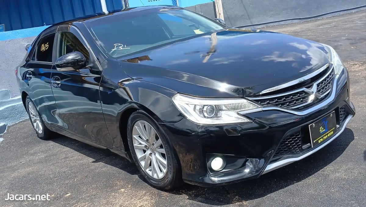 2015 TOYOTA Mark